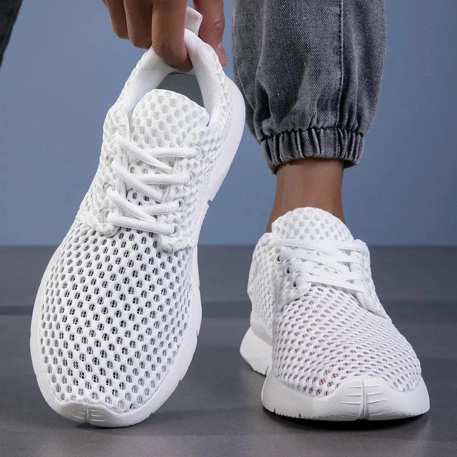 Breeze | Mesh Arch Support Walking Sneakers 3