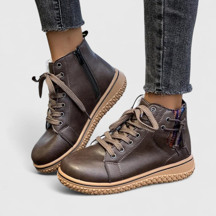 Beatrice | Lace-Up Ankle Boots 9
