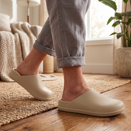 Alverra Comfort Clogs — Non-Slip, Ergonomic, All-Day Support