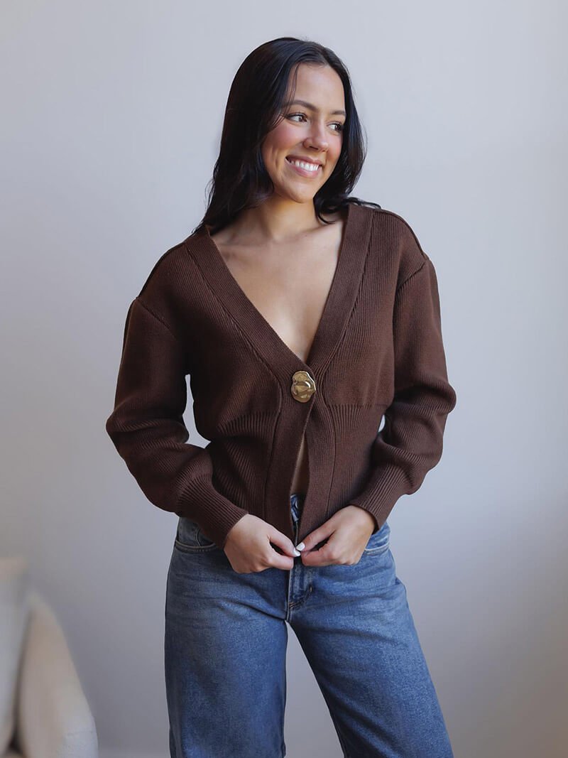 Mia | Chic Deep V-Neck Cardigan for Effortless Layering 5