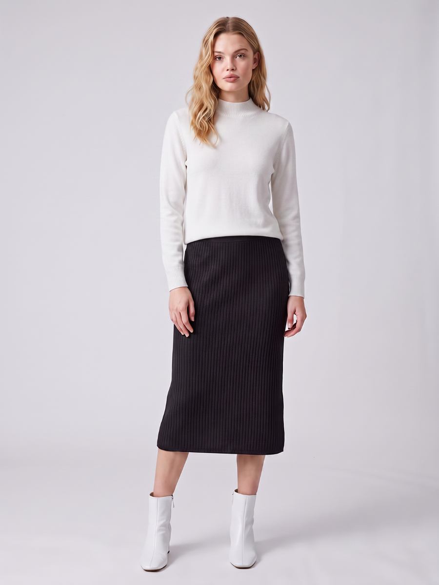 Mia | Cozy Loose-Fit Mock Neck Sweater 12