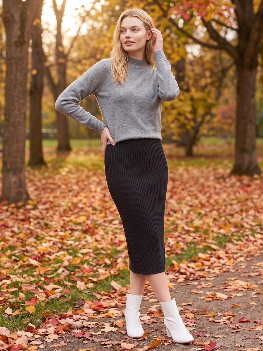 Mia | Cozy Loose-Fit Mock Neck Sweater 5