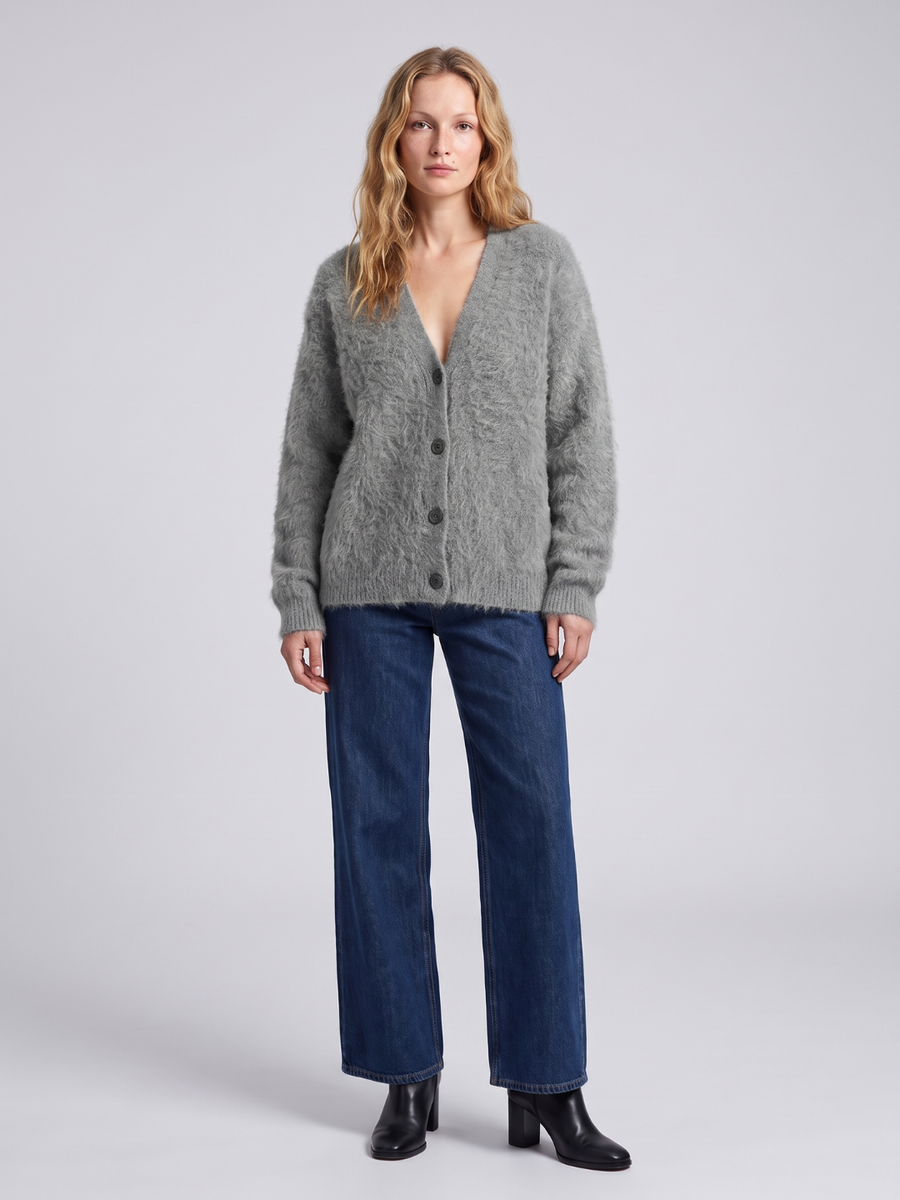 Mia | Cozy Oversized V-Neck Cardigan 4