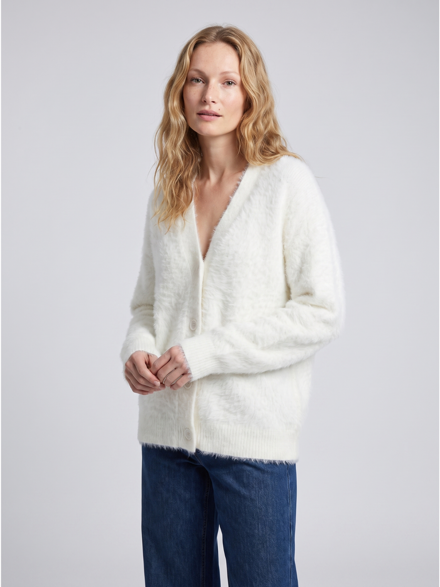Mia | Cozy Oversized V-Neck Cardigan 8