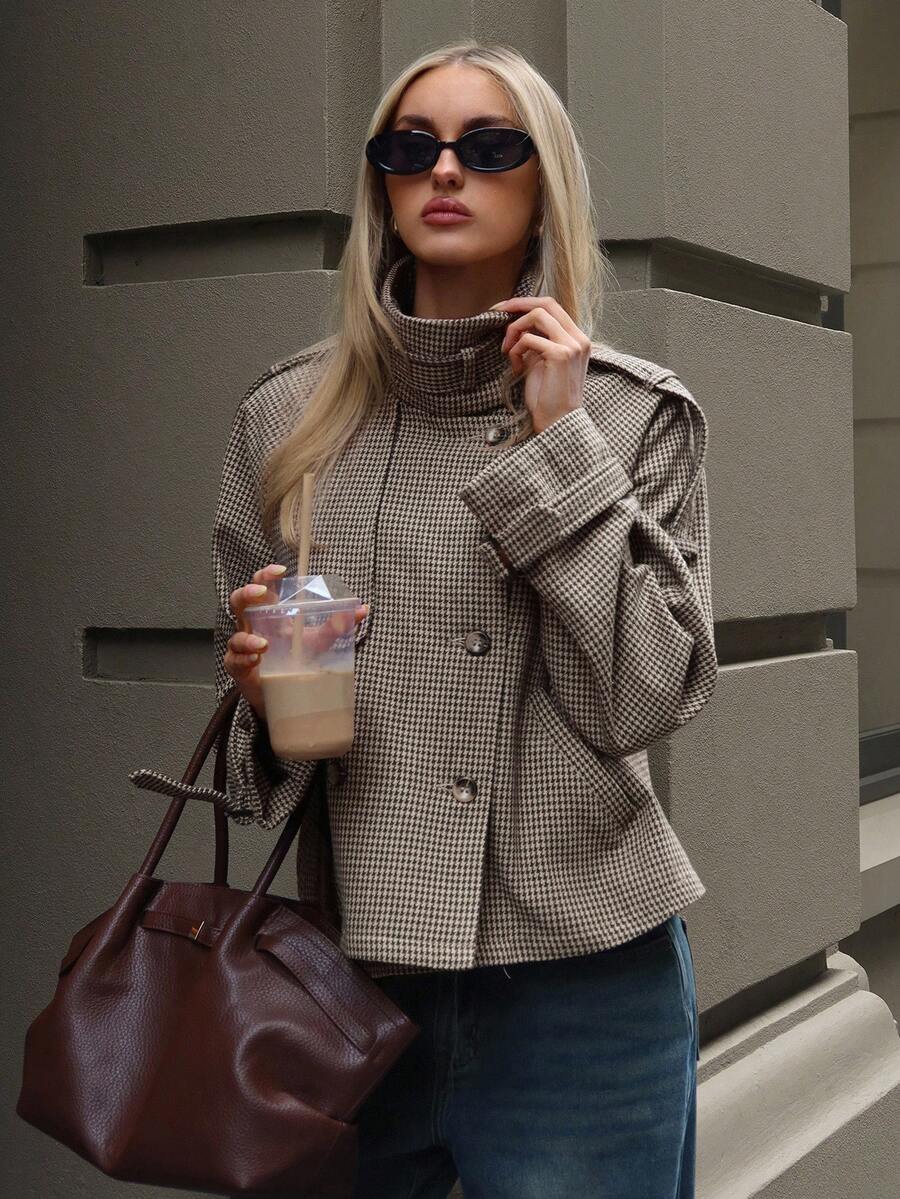 Sophia | Chic Houndstooth Winter Jacket 4
