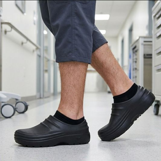 Alverra Comfort Clogs — Ergonomic, Non-Slip, Breathable